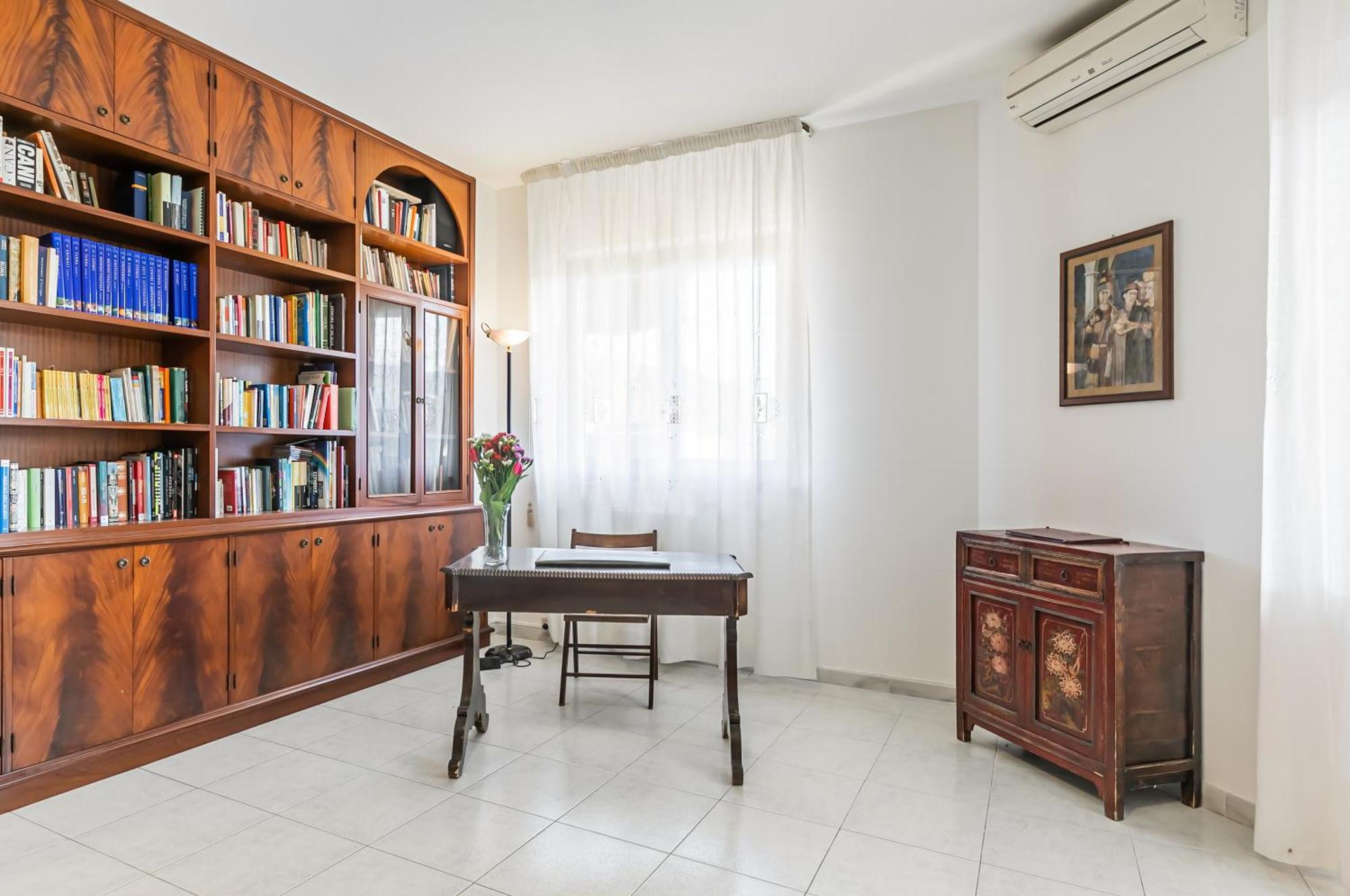 Palazzo Reale & Piazza Indipendenza Roomy Flat Palermo Zewnętrze zdjęcie